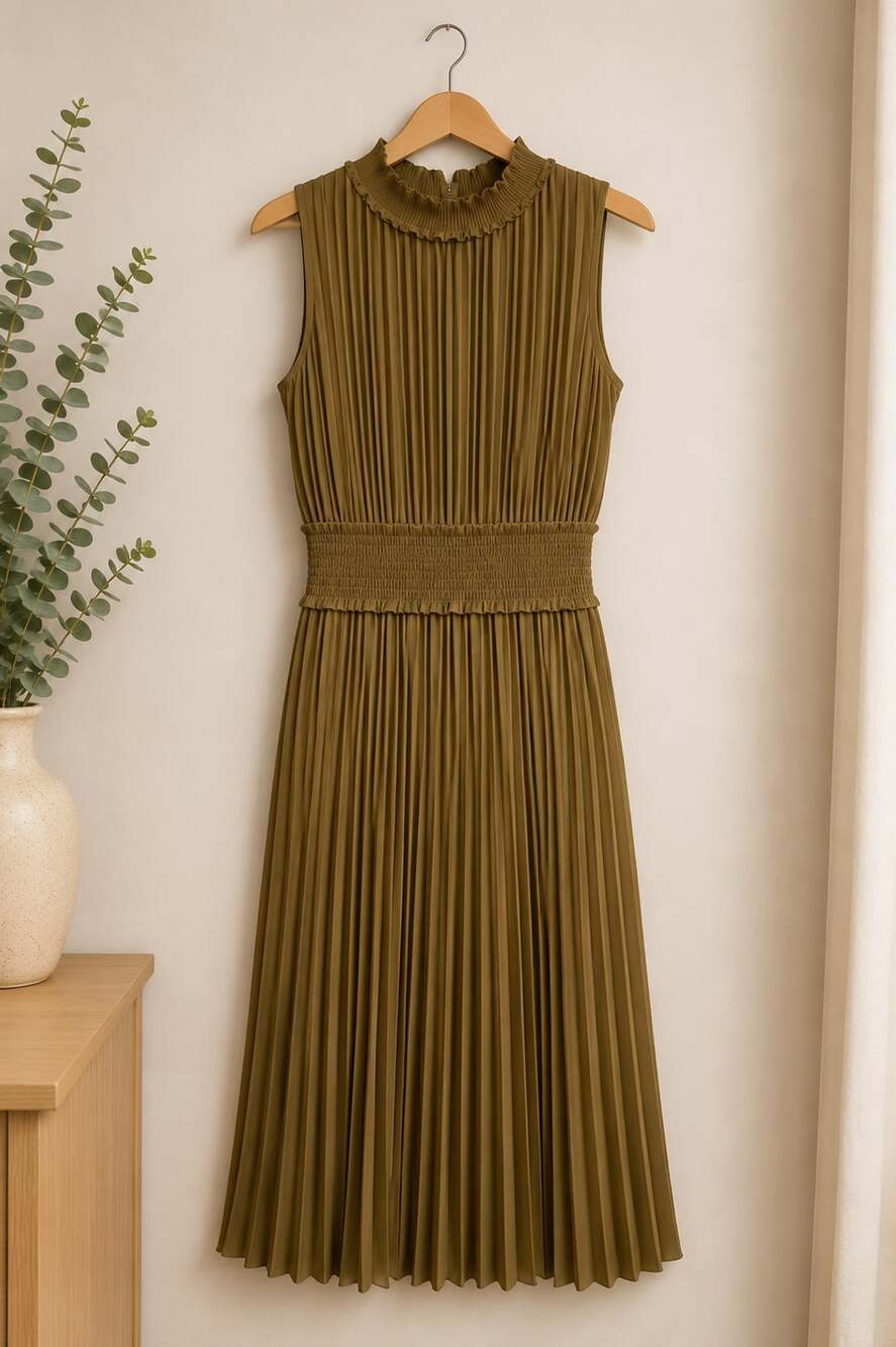 New With Tags Pleated Midi Dress Spanish Olive Size 14
